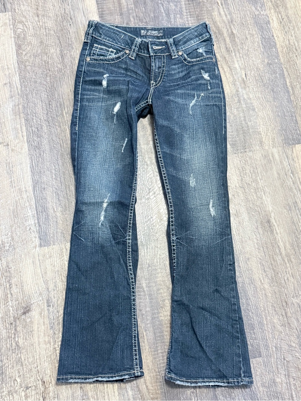 Silver Jeans Co. Suki Mid Rise Slim Bootcut Distressed Jeans 26x30